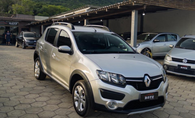 Renault SANDERO STEPWAY Flex 1.6 16V 5p 2018 Flex
