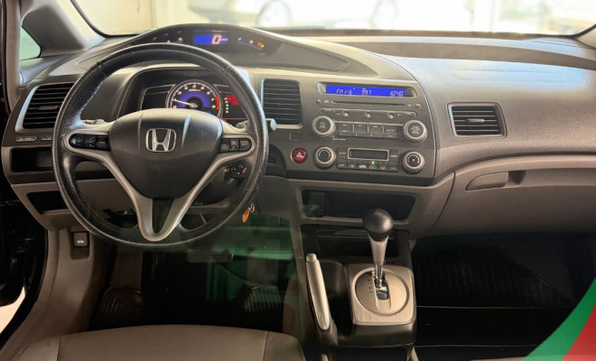Honda Civic Sed. LXL/ LXL SE 1.8 Flex 16V Aut. 2011 Flex-4