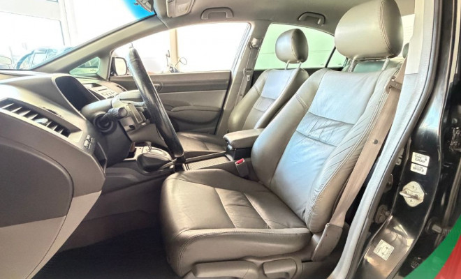 Honda Civic Sed. LXL/ LXL SE 1.8 Flex 16V Aut. 2011 Flex-6