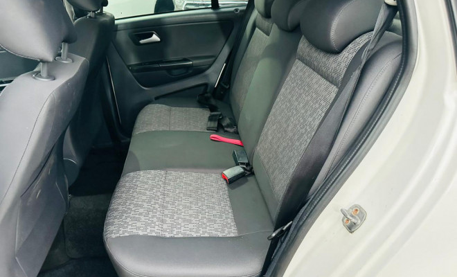 VW - VolksWagen SPACEFOX 1.6/ 1.6 Trend Total Flex 8V 5p 2014 Flex-7