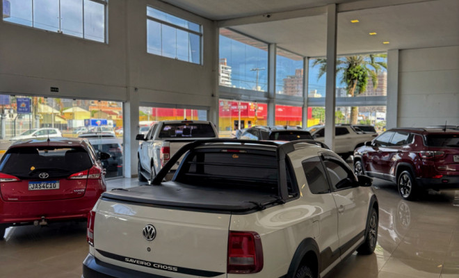 VW - VolksWagen Saveiro CROSS 1.6 T.Flex 16V CD 2019 Flex-3