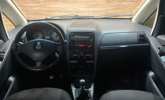 Fiat Idea ELX 1.4 mpi Fire Flex 8V 5p 2010 Flex-4