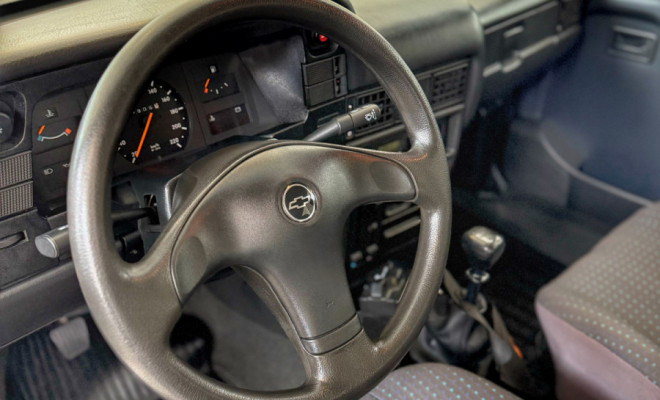 GM - Chevrolet Ipanema GL/ Flair 2.0 MPFI / EFI 4p 1996 Gasolina-4