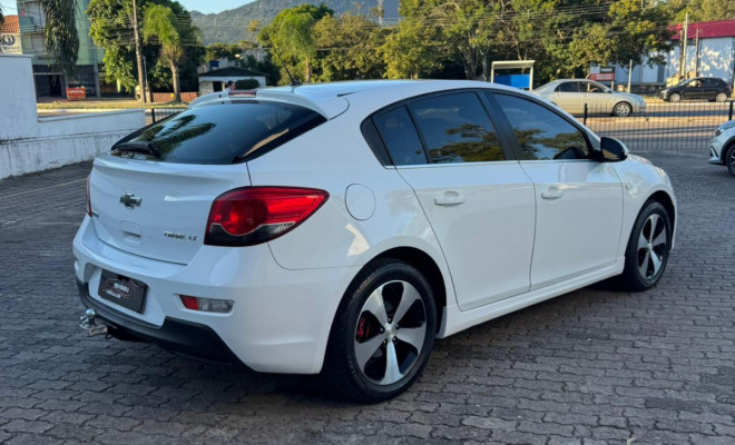 GM - Chevrolet CRUZE HB Sport LT 1.8 16V FlexP. 5p Mec 2014 Flex-4