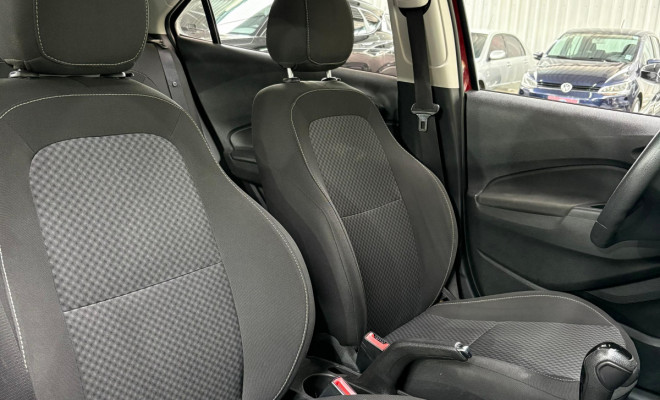 GM - Chevrolet PRISMA Sed. LT 1.4 8V FlexPower 4p Aut. 2018 Flex-9