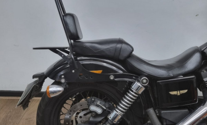 HARLEY-DAVIDSON STREET BOB FXDB 2016 Gasolina-5