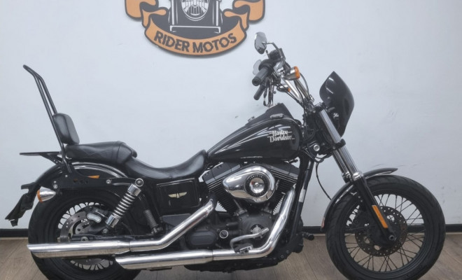 HARLEY-DAVIDSON STREET BOB FXDB 2016 Gasolina