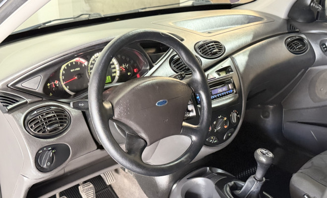 Ford Focus 1.6 S/SE/SE Plus Flex 8V/16V  5p 2009 Flex-7