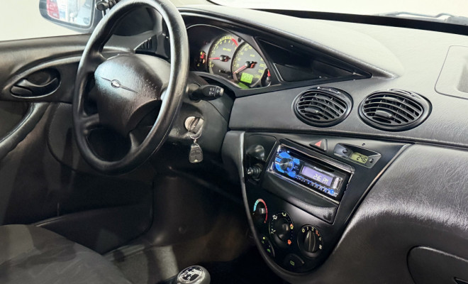 Ford Focus 1.6 S/SE/SE Plus Flex 8V/16V  5p 2009 Flex-3