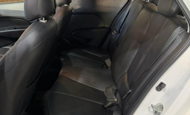 Hyundai HB20S Premium 1.6 Flex 16V Aut. 4p 2015 Flex-5