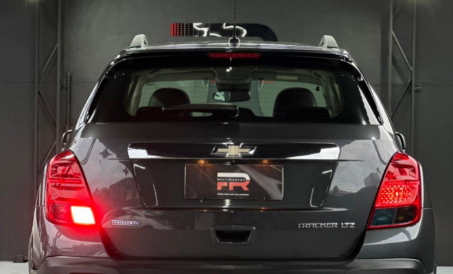 GM - Chevrolet TRACKER LTZ 1.8 16V Flex 4x2 Aut. 2015 Flex-0