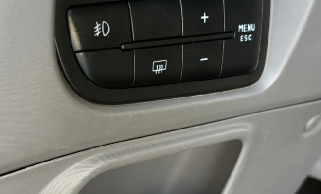 Fiat Palio ESSENCE Dualogic 1.6 Flex 16V 5p 2015 Flex-13