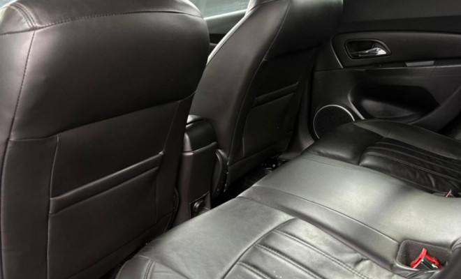 GM - Chevrolet CRUZE LT 1.8 16V FlexPower 4p Aut. 2012 Flex-9