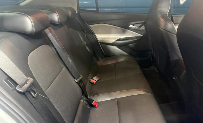 GM - Chevrolet ONIX SED. Plus PREM. 1.0 12V TB Flex Aut 2020 Flex-6