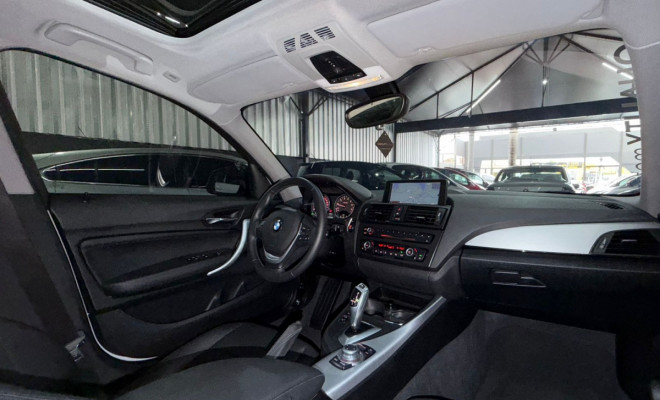 BMW 118iA Full 1.6 TB 16V 170cv 5p 2013 Gasolina-8