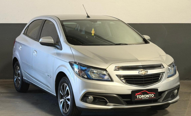 GM - Chevrolet ONIX HATCH LTZ 1.4 8V FlexPower 5p Mec. 2013 Flex-3