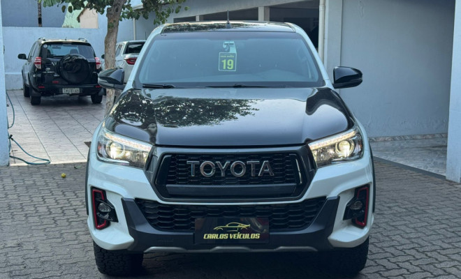 Toyota Hilux CD GR-S 4x4 2.8 TDI Dies. Aut. 2019 Diesel