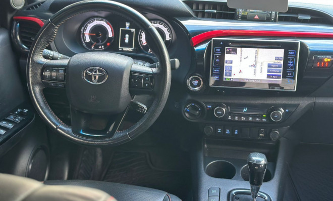 Toyota Hilux CD GR-S 4x4 2.8 TDI Dies. Aut. 2019 Diesel-3