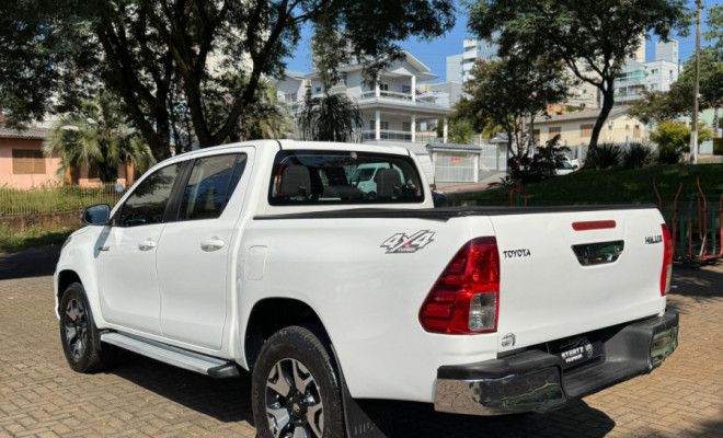 Toyota Hilux CD SR 4x4 2.8 TDI Diesel Aut. 2019 Diesel-7