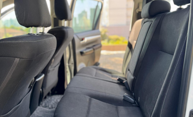 Toyota Hilux CD SR 4x4 2.8 TDI Diesel Aut. 2019 Diesel-5