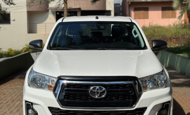 Toyota Hilux CD SR 4x4 2.8 TDI Diesel Aut. 2019 Diesel-0
