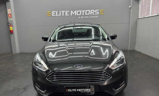 Ford Focus Sed. TI./TI.Plus 2.0 16V Flex  Aut 2016 Flex-0