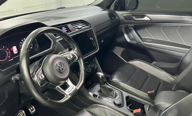 VW - VolksWagen TIGUAN Allspac R-Line 350 TSI 2.0 4x4 2020 Gasolina-2