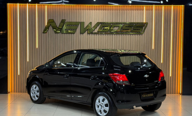 GM - Chevrolet ONIX HATCH LT 1.4 8V FlexPower 5p Mec. 2014 Flex-2