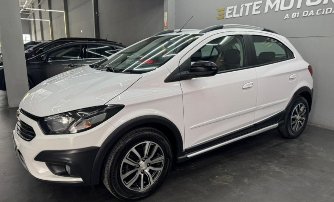 GM - Chevrolet ONIX HATCH ACTIV 1.4 8V Flex 5p Mec. 2018 Flex-0