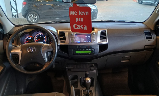 Toyota Hilux CD SRV 4x4 2.7 Flex 16V Aut. 2015 Flex C/IPVA 2026-4
