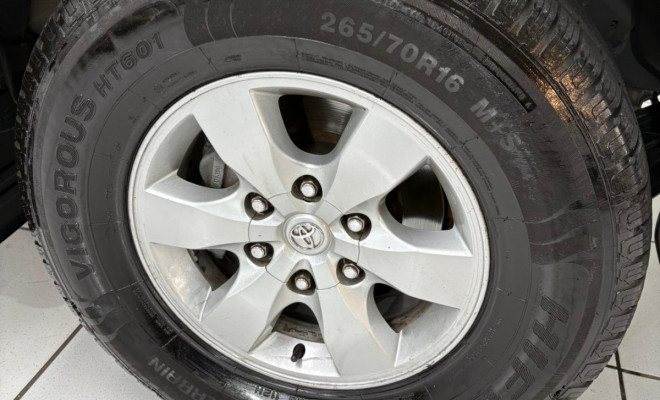 Toyota Hilux CD SR 4x2 2.7 16V/2.7 Flex Aut. 2014 Flex-15