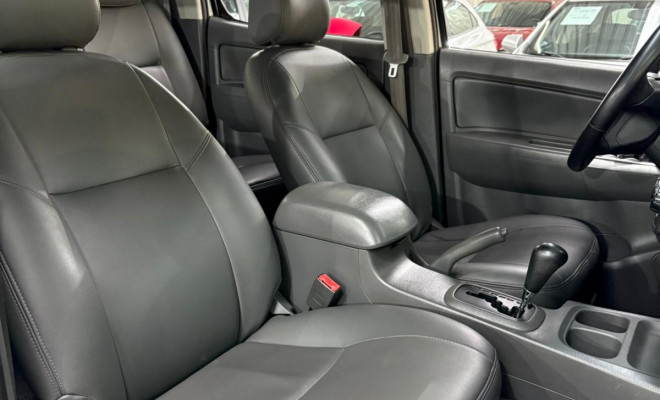 Toyota Hilux CD SR 4x2 2.7 16V/2.7 Flex Aut. 2014 Flex-12