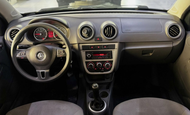 VW - VolksWagen VOYAGE 1.6  Mi Total Flex 2012-3