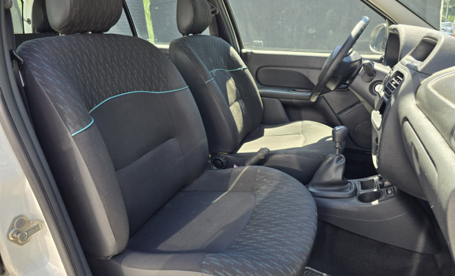 Renault Clio RN/Alizé/Expr./1.0 Hi-Power 16V 5p 2016 Gasolina-7