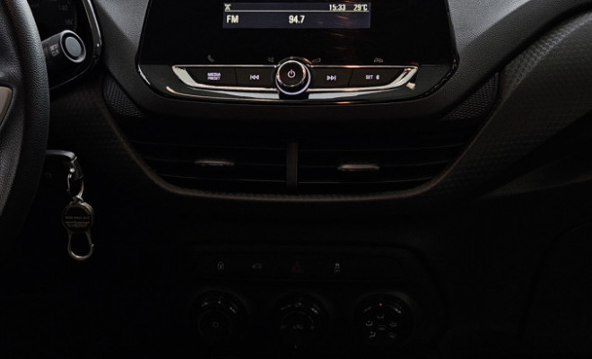 GM - Chevrolet ONIX HATCH 1.0 12V Flex 5p Mec. 2023 Flex-8