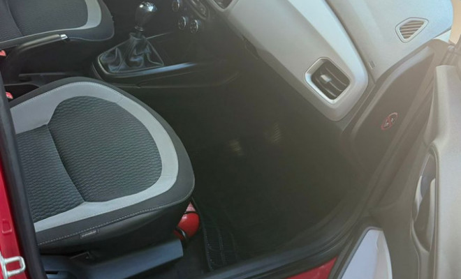 GM - Chevrolet ONIX HATCH LT 1.0 8V FlexPower 5p Mec. 2015 Flex-12