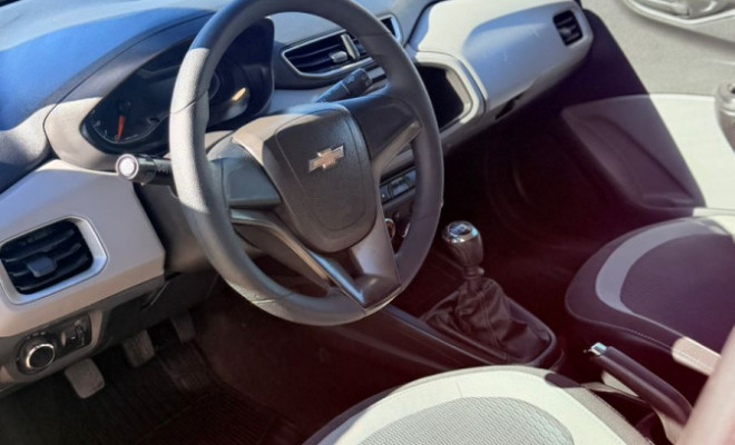 GM - Chevrolet ONIX HATCH LT 1.0 8V FlexPower 5p Mec. 2015 Flex-15