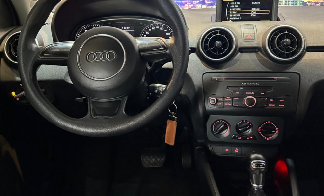 Audi A1 Sportback 1.4 TFSI 5p S-tronic 2015 Gasolina-5