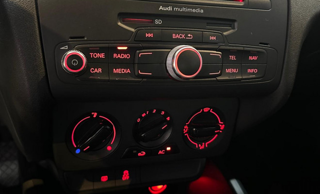 Audi A1 Sportback 1.4 TFSI 5p S-tronic 2015 Gasolina-9
