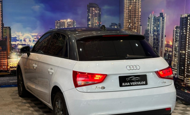 Audi A1 Sportback 1.4 TFSI 5p S-tronic 2015 Gasolina-15