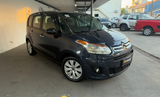 Citroën C3 GLX 1.4/ GLX Sonora 1.4 Flex 8V 5p 2012 Flex