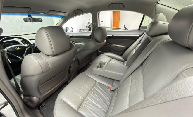 Honda Civic Sedan EXS 1.8/1.8 Flex 16V Aut. 4p 2010 Flex-8