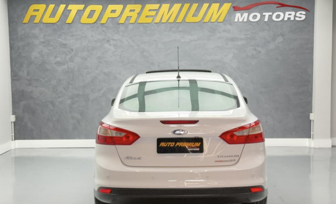 Ford Focus Sedan 2.0 16V/2.0 16V Flex 4p Aut. 2015 Flex-4