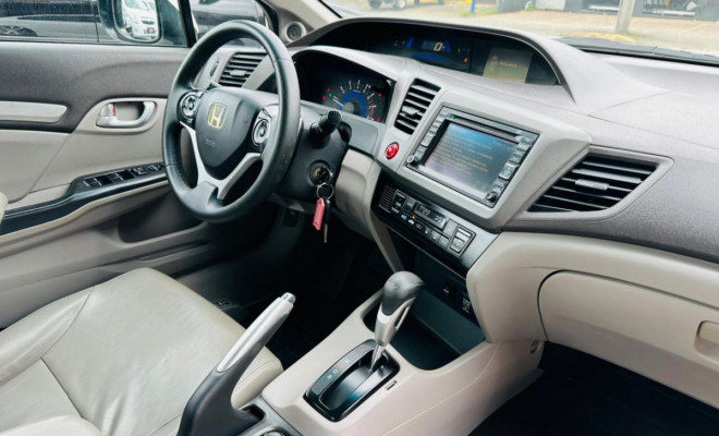 Honda Civic Sedan EXS 1.8/1.8 Flex 16V Aut. 4p 2013 Flex-8
