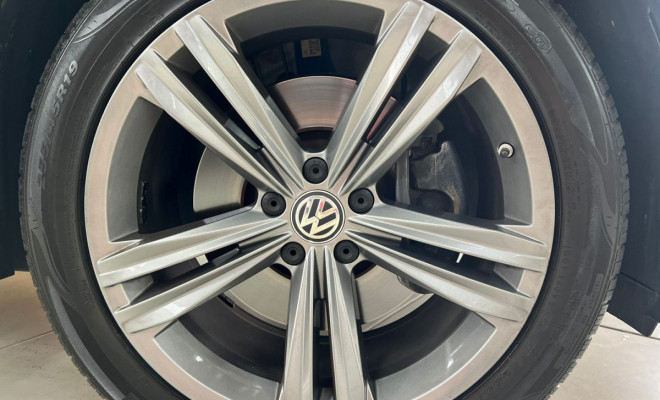 VW - VolksWagen TIGUAN Allspac R-Line 350 TSI 2.0 4x4 2019 Flex-13