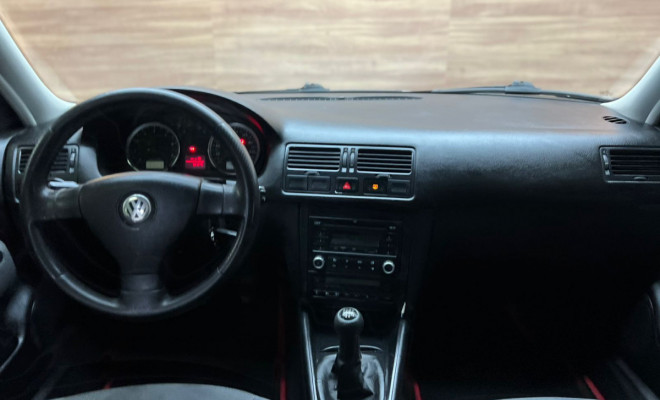 VW - VolksWagen Golf 1.6 Mi Total Flex 8V 4p 2011 Flex-5