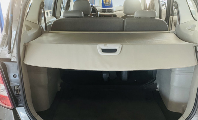 GM - Chevrolet SPIN ADVANTAGE 1.8 8V Econo.Flex 5p Aut. 2014 Flex-8