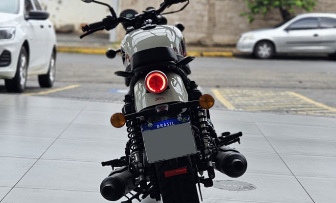 Royal Enfield Shotgun 650 Top 2026 Gasolina-6