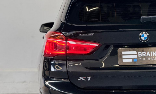 BMW X1 XDRIVE 25i Sport 2.0/2.0 Flex Aut. 2018 Gasolina-8