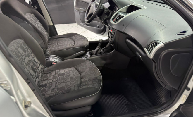 Peugeot 207 XR 1.4 Flex 8V 5p 2011 Flex-12